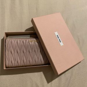Miu Miu Wallet